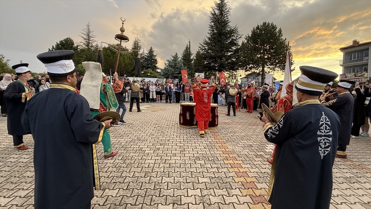 Gençlik ve Spor Bakanlığı ile Kredi ve Yurtlar Kurumu Genel Müdürlüğünün yürüttüğü "Kuruluştan...