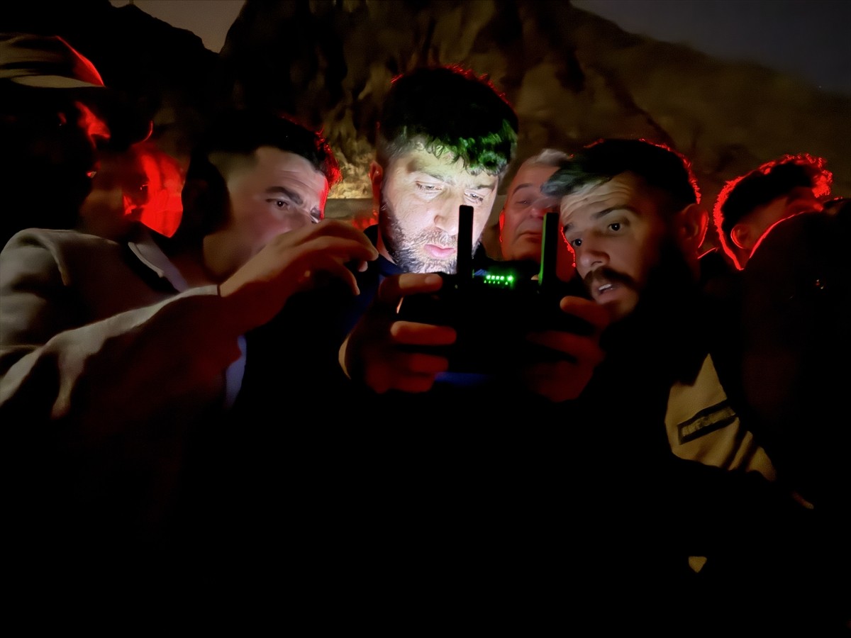 Hakkari'de evinden çıktıktan sonra kendisinden haber alınamayan 74 yaşındaki kişi için arama...