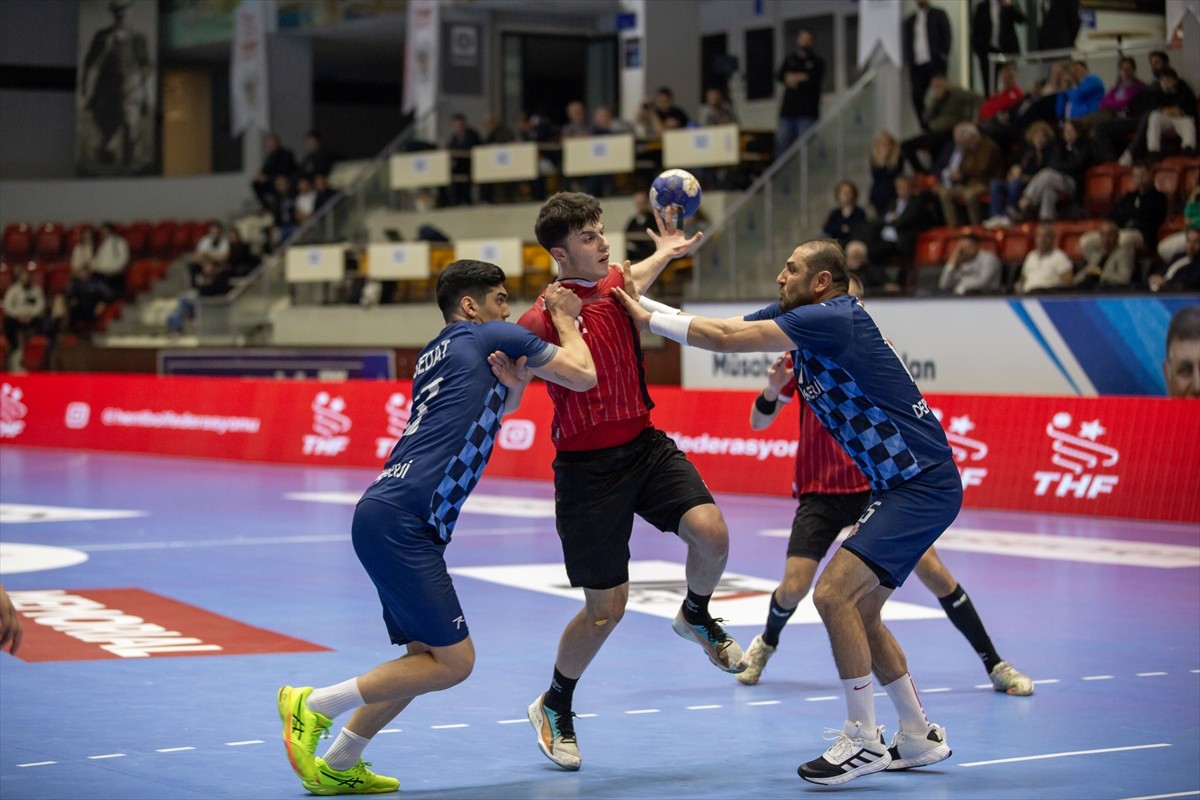 HDI Sigorta Kadınlar Türkiye Kupası yarı final ilk müsabakasında İzmir Büyükşehir Belediyesi...