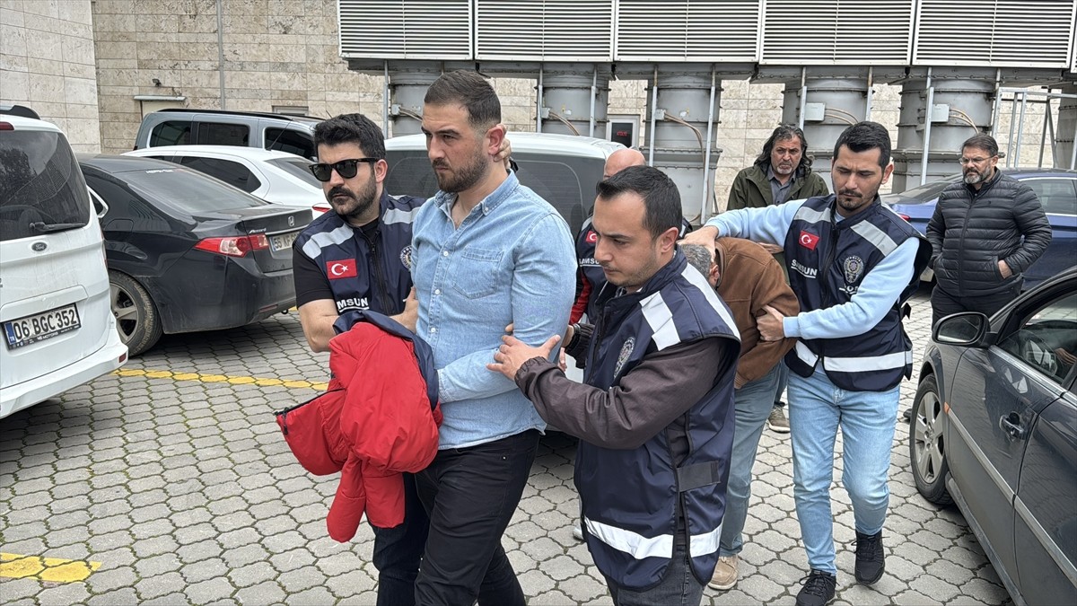 İçişleri Bakanı Ali Yerlikaya, 49 ilde mali suç örgütlerine yönelik operasyonlarda 146 şüphelinin...