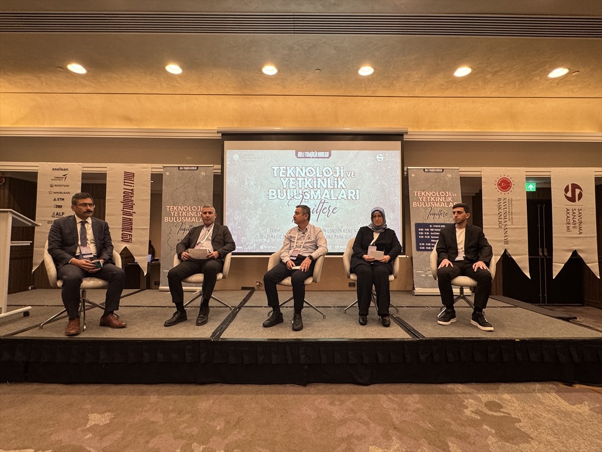 İngiltere'nin başkenti Londra'da düzenlenen "Teknoloji ve Yetkinlik Buluşmaları" Türk savunma...