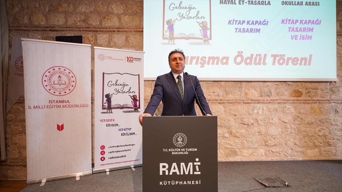 İstanbul İl Milli Eğitim Müdürlüğü tarafından yürütülen "Geleceğin Yazarları Projesi"nin kapanış...