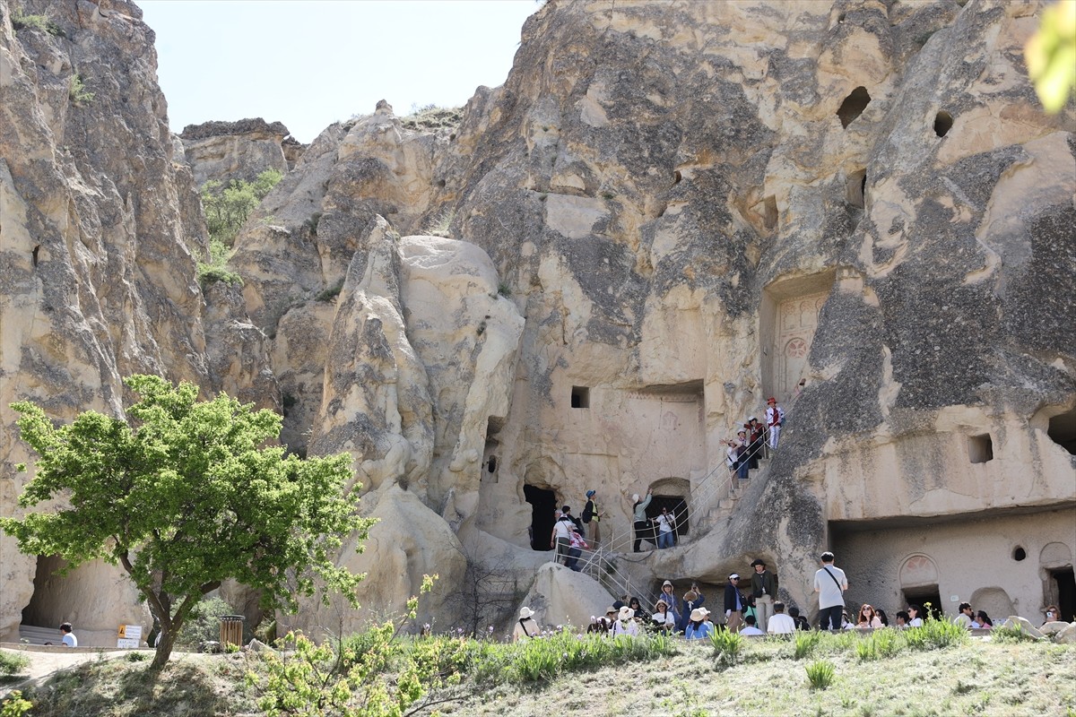 Kapadokya'daki müzeler ve ören yerlerini, Müzeler Haftası'nda 107 bin 168 ziyaretçi gezdi.
