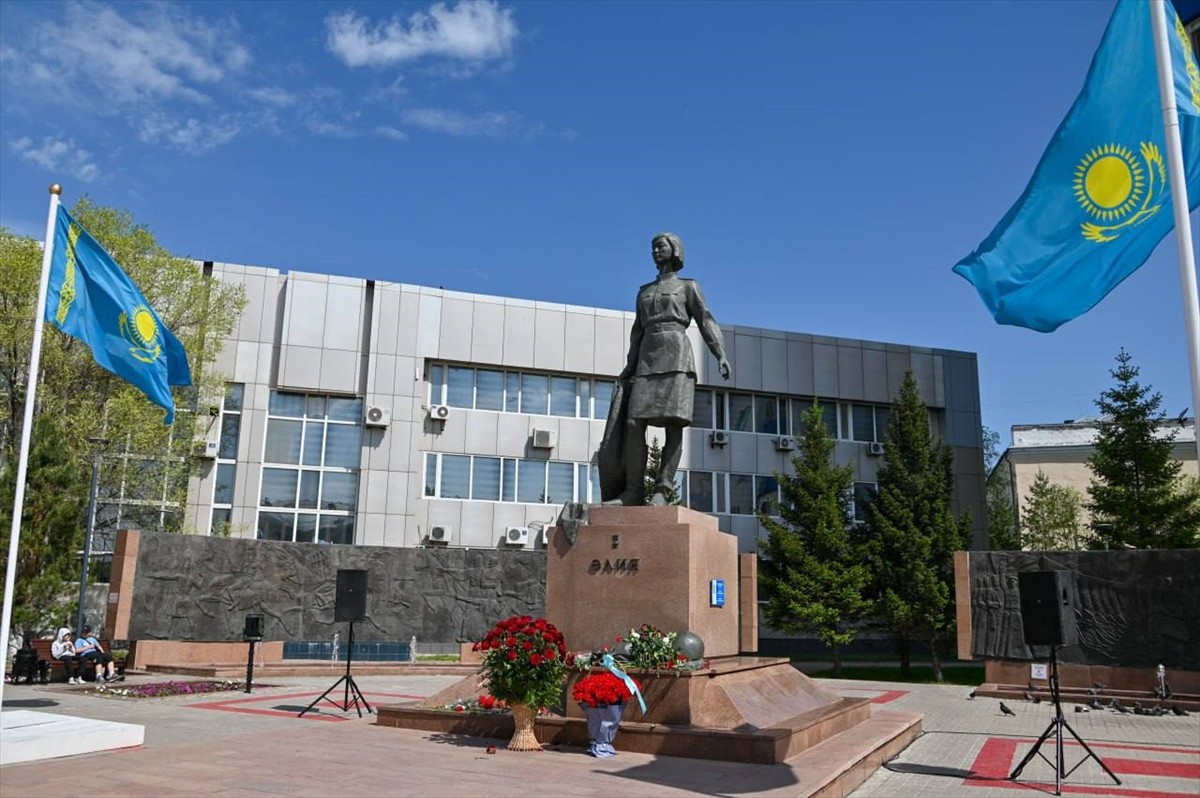 Kazakistan’da eski Sovyetler Birliği’nin 2.Dünya Savaşı’nda Nazi Almanyası’nı mağlup etmesinin...