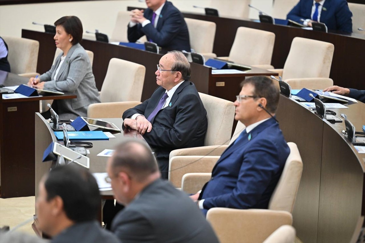 Kazakistan Parlamentosu'nda Türk Devletleri Teşkilatı'nda (TDT) gözlemci ülkelerin imkanlarını...