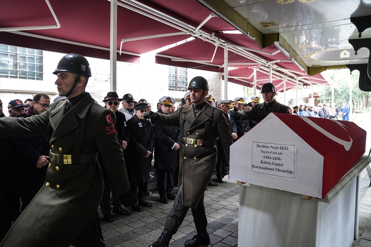 Kıbrıs Barış Harekatı'nda karaya çıkan ilk askeri birlik olan Amfibi Deniz Piyade Alayı'nın...