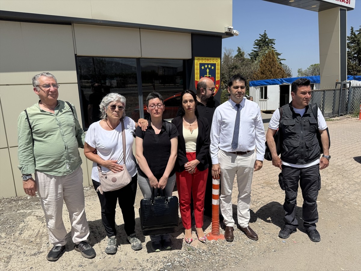 Malatya'da, 6 Şubat 2023'teki Kahramanmaraş merkezli depremlerde yıkılması sonucu aralarında Yeni...