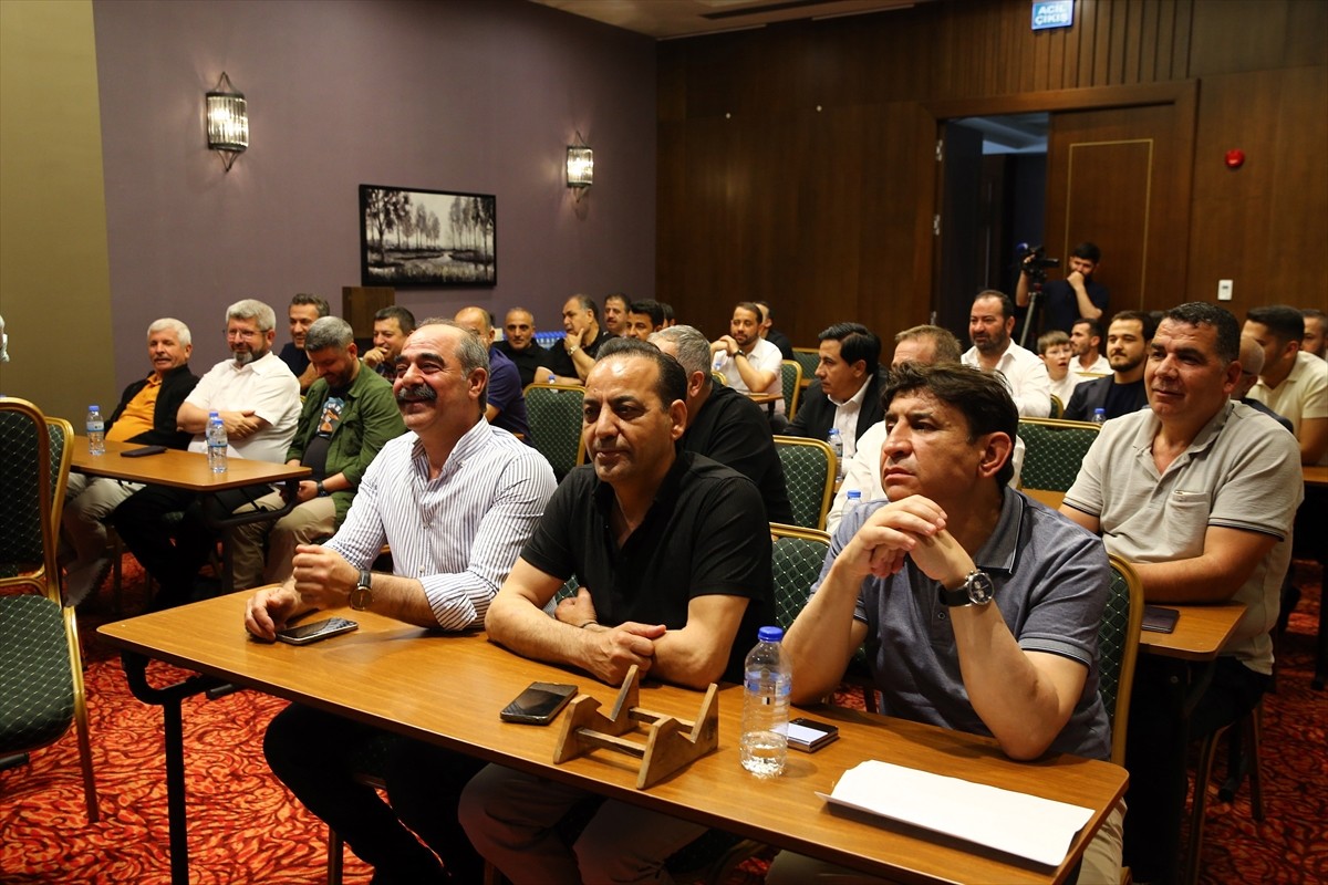 Mersin'de, Baklava ve Tatlı Üreticileri Derneğince (BAKTAD) "İstişare Çalıştayı" düzenlendi....