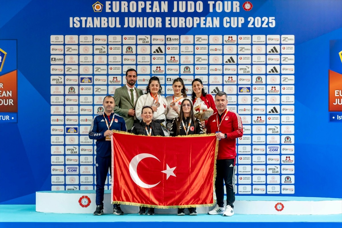 Milli judocular, İstanbul'un ev sahipliğinde düzenlenen ve 31 ülkeden 505 sporcunun katıldığı...