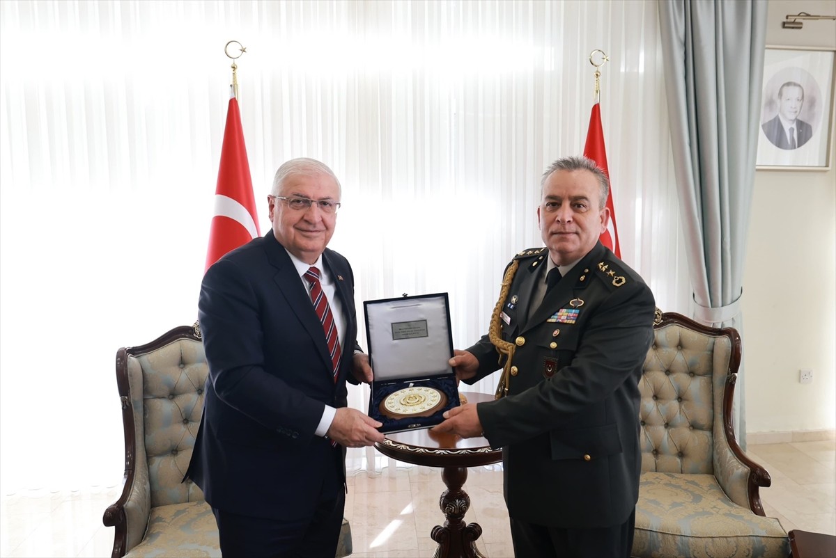 Milli Savunma Bakanı Yaşar Güler, Kuzey Kıbrıs Türk Cumhuriyeti'nde (KKTC) Türkiye'nin Lefkoşa...