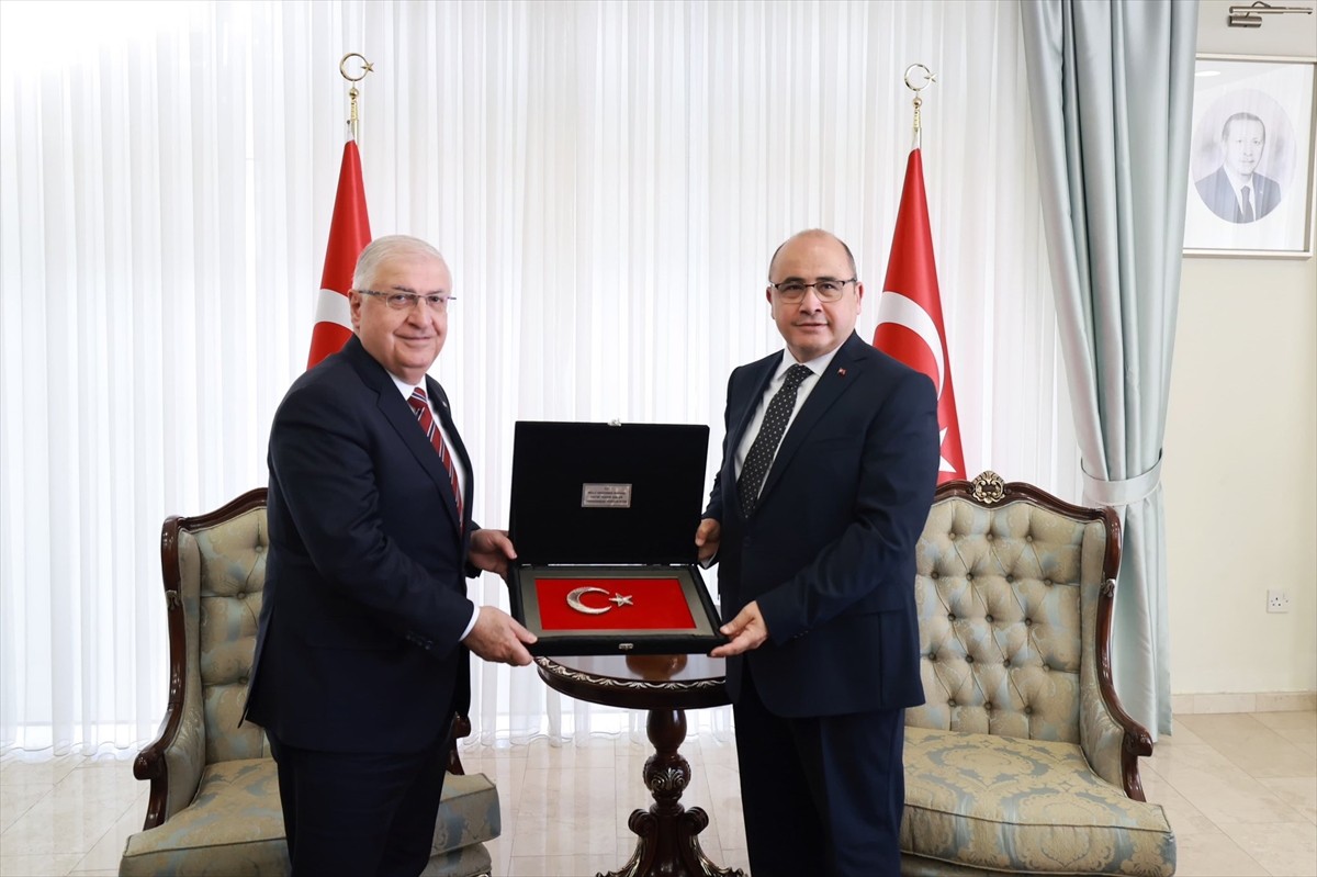Milli Savunma Bakanı Yaşar Güler, Kuzey Kıbrıs Türk Cumhuriyeti'nde (KKTC) Türkiye'nin Lefkoşa...