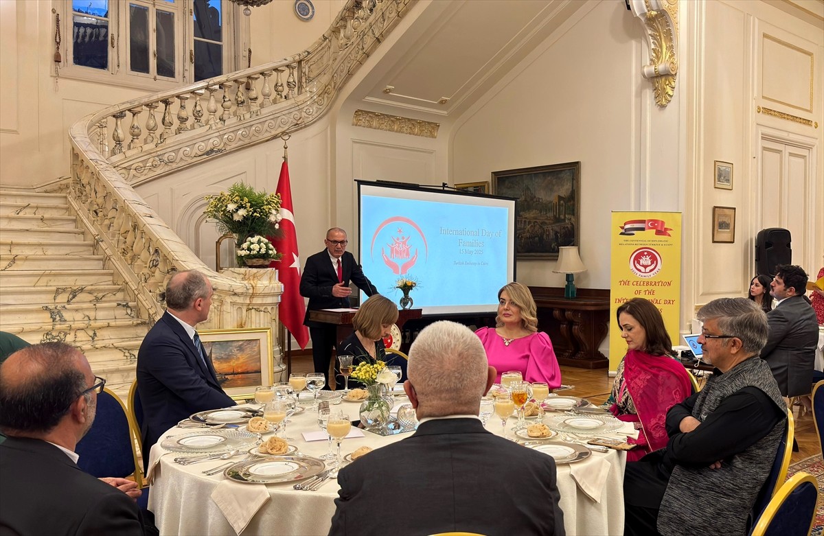 Mısır'daki Türkiye’nin Kahire Büyükelçiliği konutunda 15 Mayıs Uluslararası Aile Günü kutlandı....