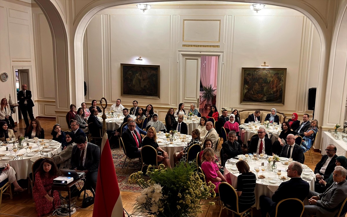 Mısır'daki Türkiye’nin Kahire Büyükelçiliği konutunda 15 Mayıs Uluslararası Aile Günü kutlandı....