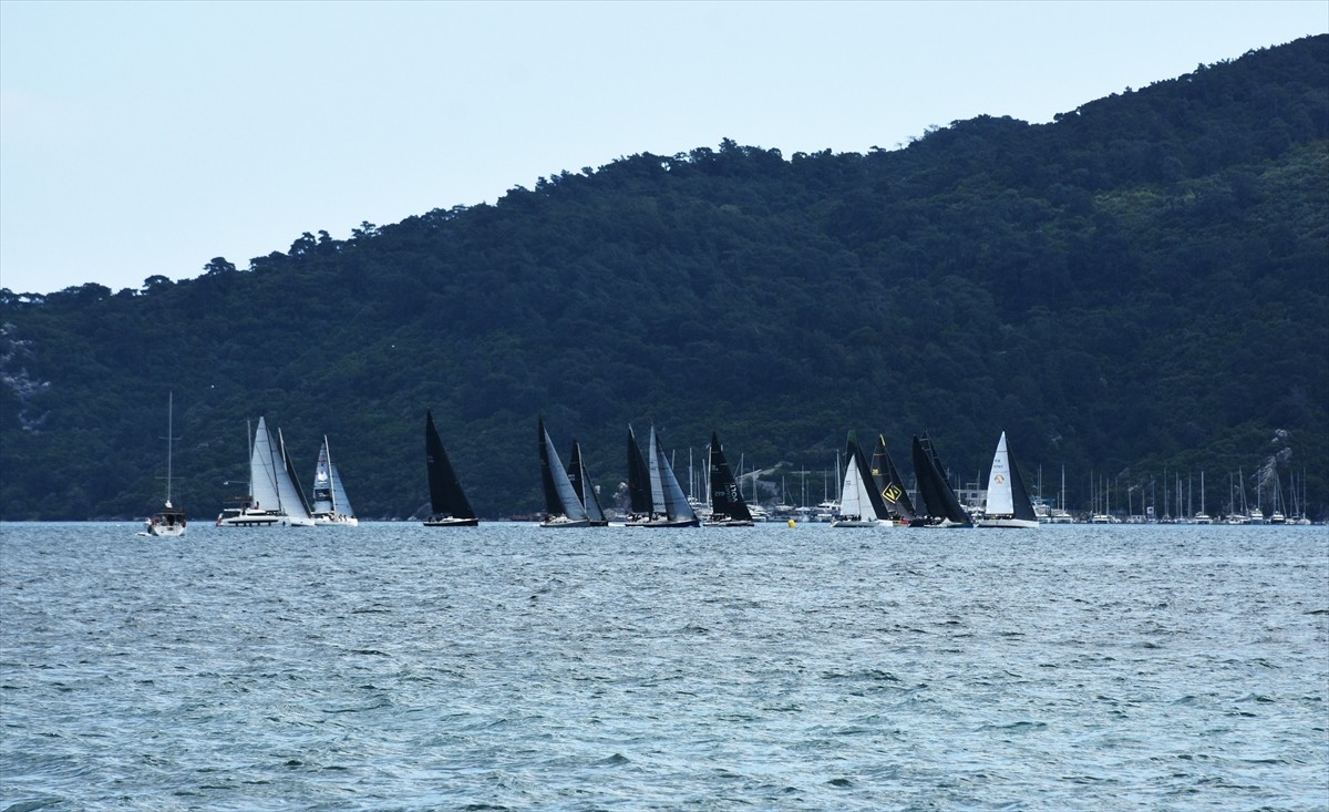 Muğla'nın Marmaris ilçesinde bu yıl ikincisi düzenlenen Uluslararası Akdeniz Yat Şampiyonası, 5...