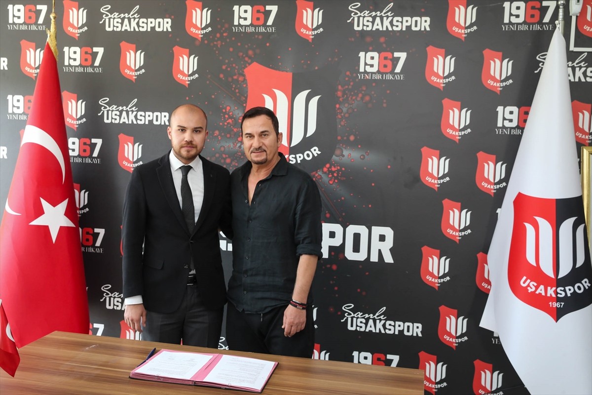 Nesine 3. Lig ekiplerinden Uşakspor'da teknik direktörlük görevine eski milli futbolcu Ergün Penbe...