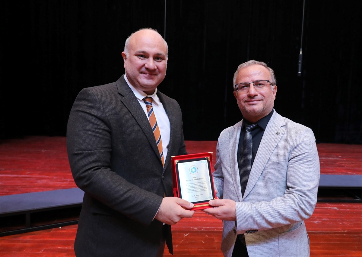 Niğde Ömer Halisdemir Üniversitesi (NÖHÜ) bünyesinde yürütülen "Hayata Gülümse: MS (Multiple...