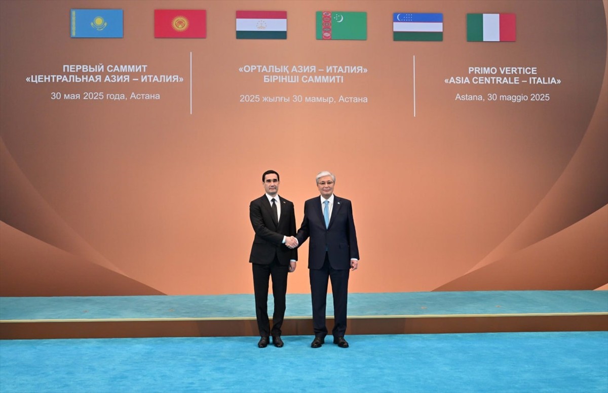 Orta Asya’nın 5 ülkesinin devlet başkanı ile İtalya Başbakanı Giorgia Meloni’nin katılımıyla...