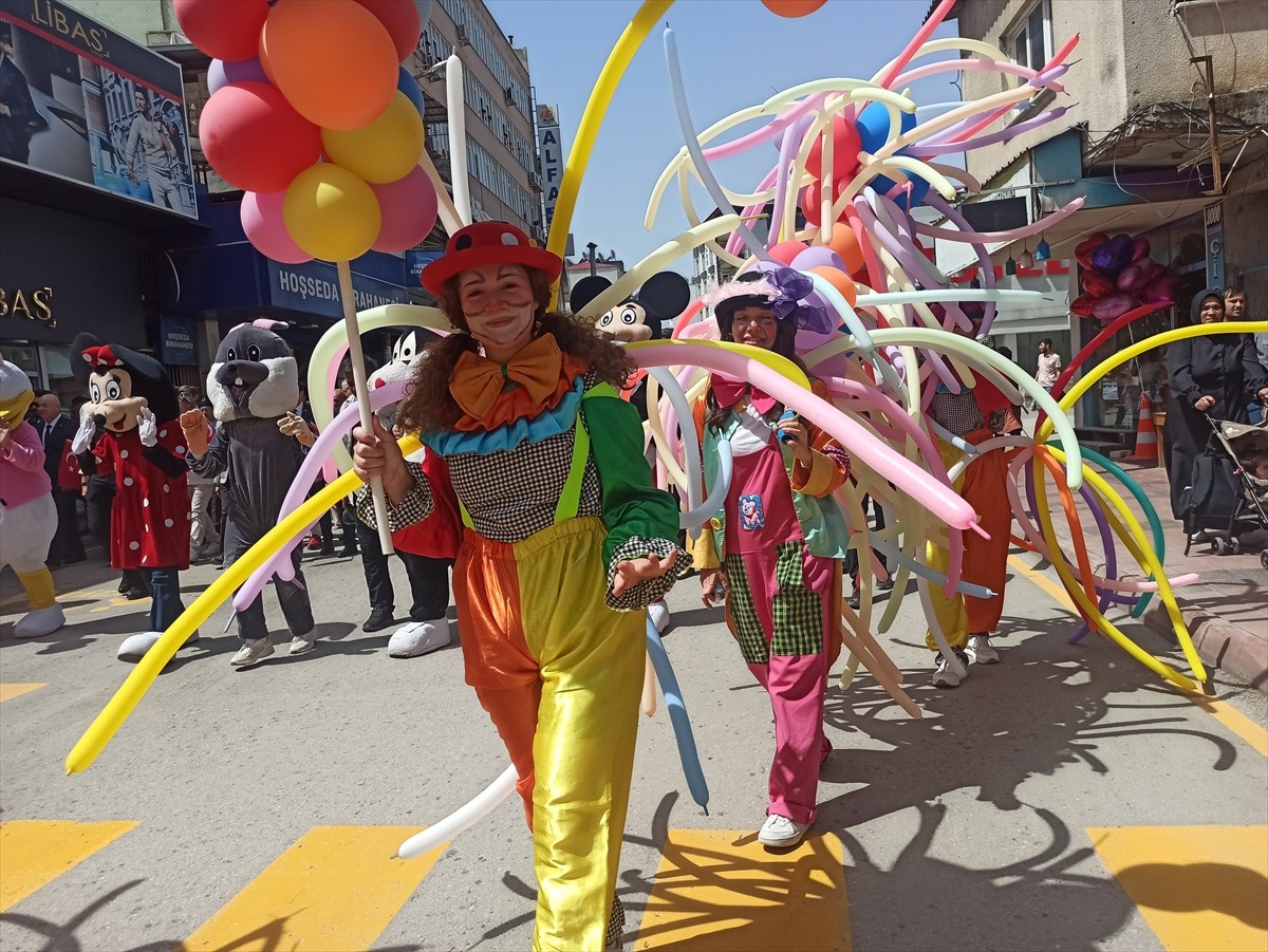 Osmaniye Belediyesince bu yıl ikincisi düzenlenen Lezzet Festivali başladı. Festival kapsamında...