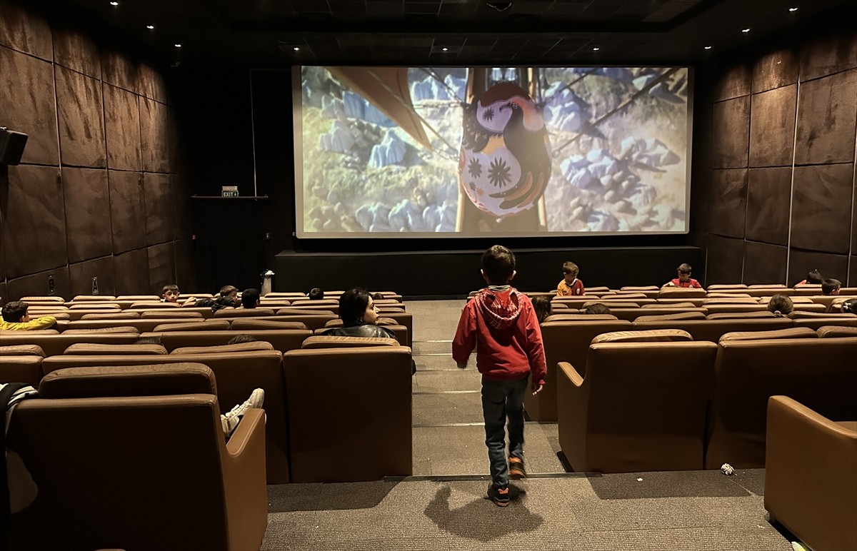 "Düzce Uluslararası Konuralp Film Festivali"nde film gösterimi ve söyleşi gerçekleştirildi. Film...