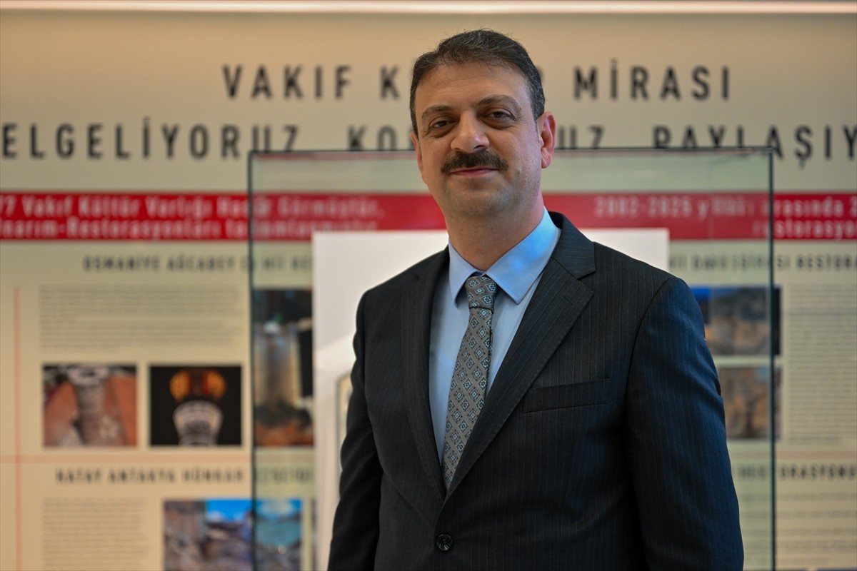 "Uluslararası İslam Sanatları Fuarı" bugün başladı. Vakıfların, belediyelerin ve bireysel olarak...