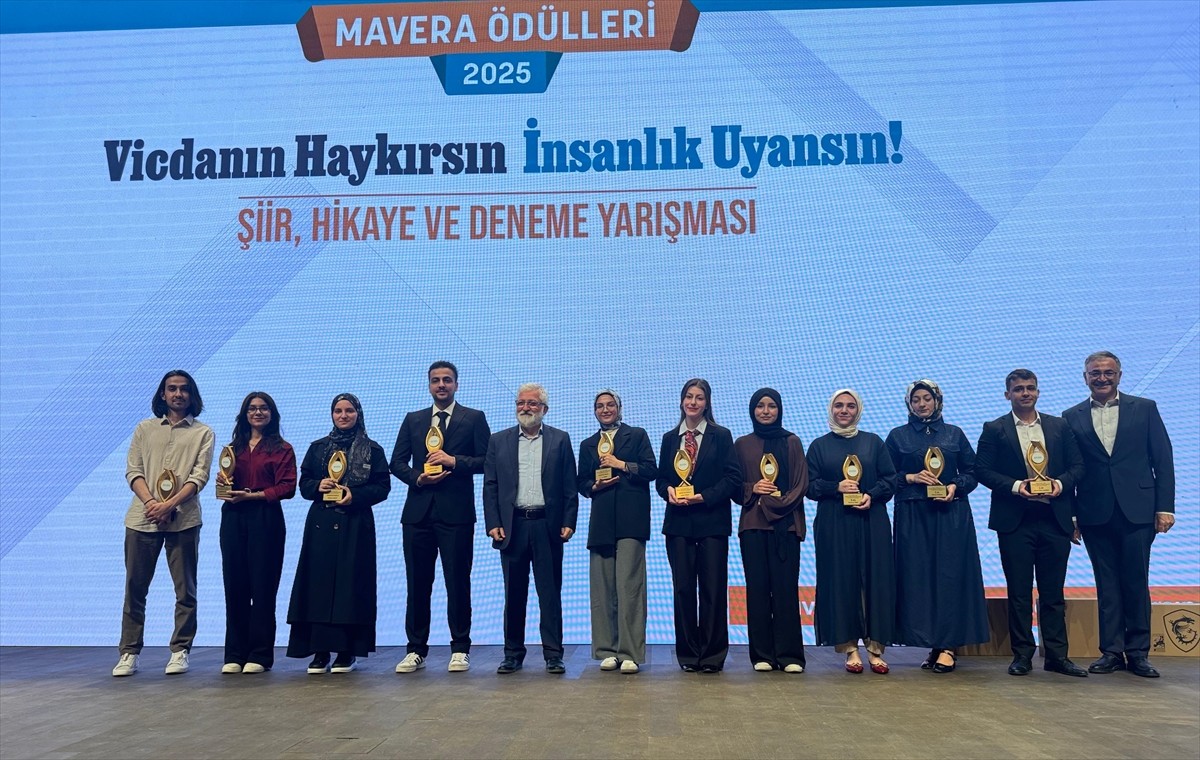 "Vicdanın Haykırsın İnsanlık Uyansın!" konulu şiir, deneme ve hikaye yarışmasında dereceye...
