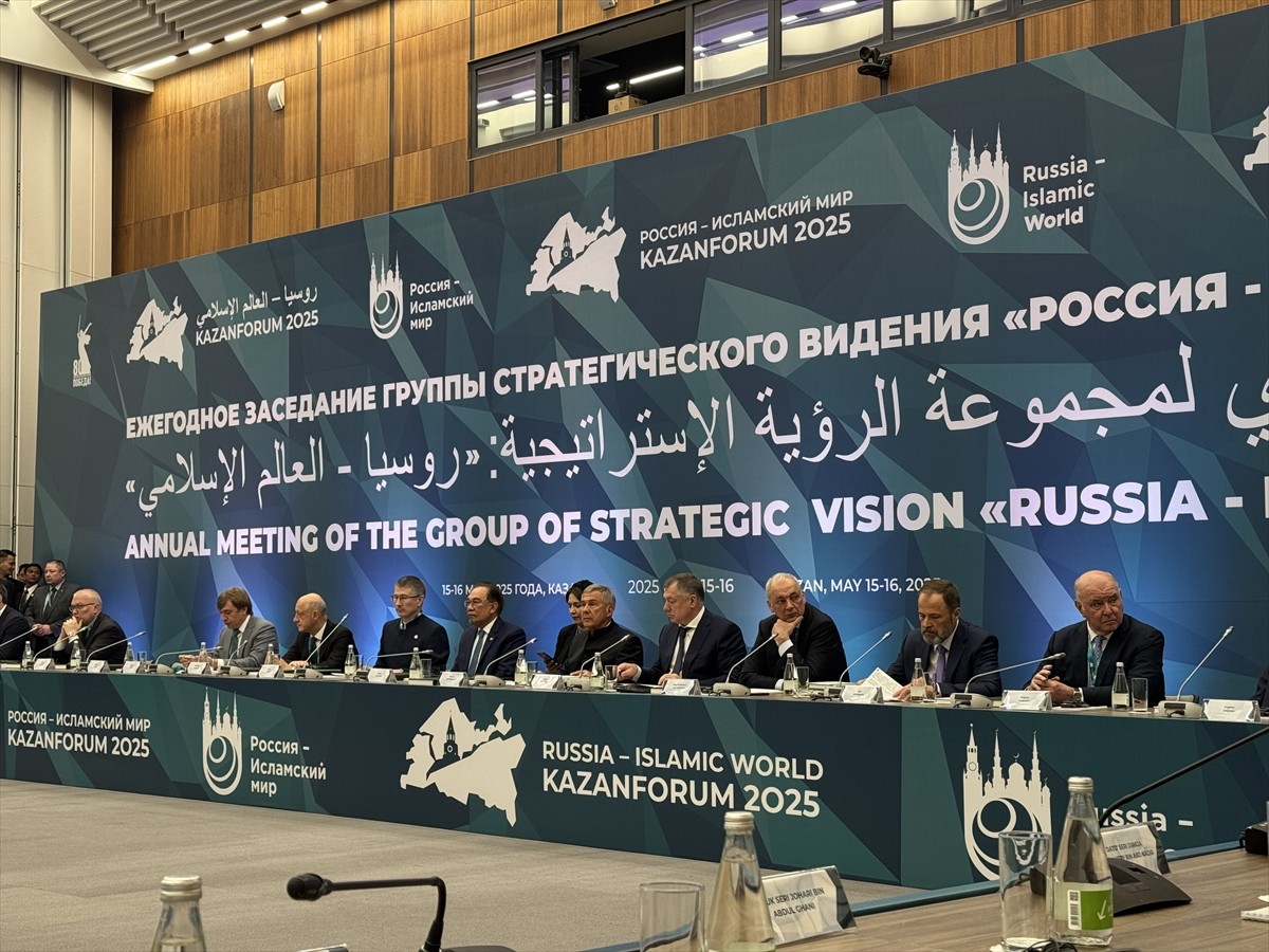 Rusya Federasyonu'na bağlı Tataristan'ın başkenti Kazan'da düzenlenen, Anadolu Ajansının (AA)...