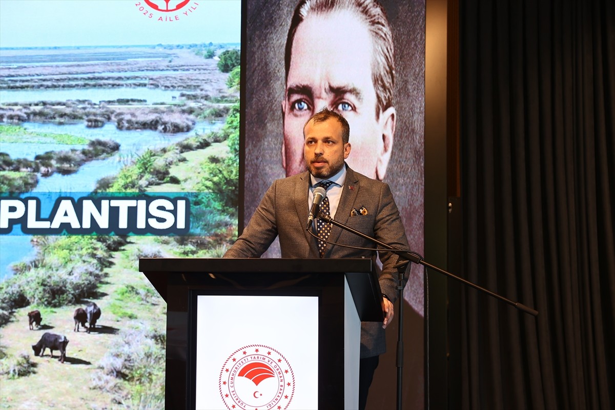 Samsun'da "Kızılırmak Havza Su Kurulu 2025 Yılı Toplantısı" Samsun Valisi Orhan Tavlı'nın...