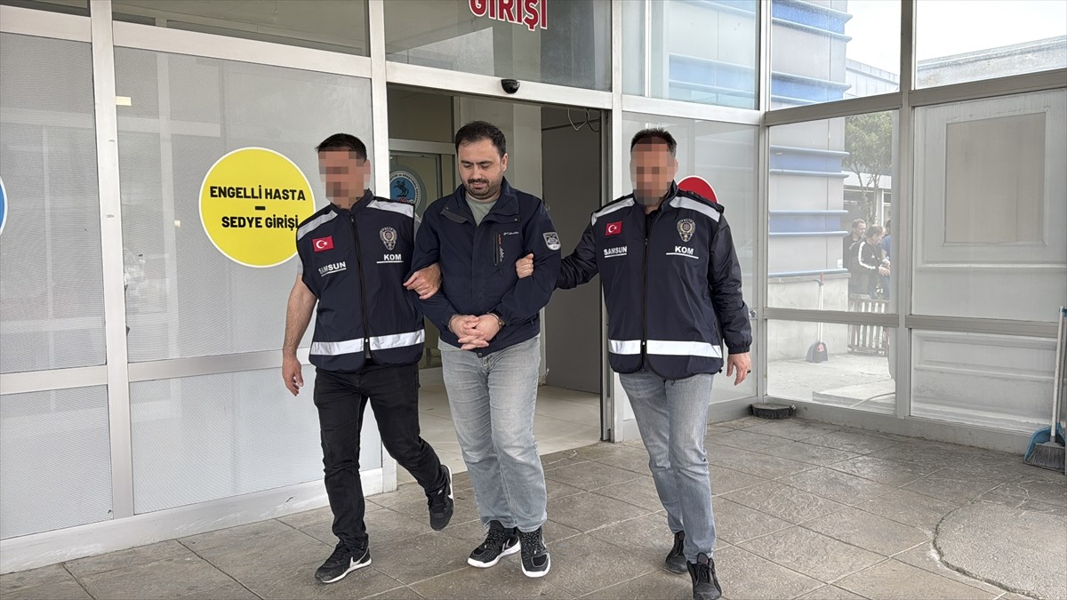 Samsun merkezli 3 ilde FETÖ'nün finansal yapılanması kapsamında bir döner zincirine yönelik...