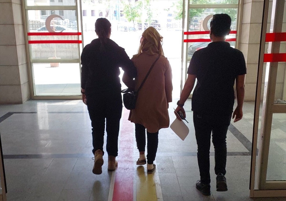 Siirt'te mağazadan kıyafet çalan zanlı, Genel Kolluk-Özel Güvenlik İşbirliği ve Entegrasyonu...