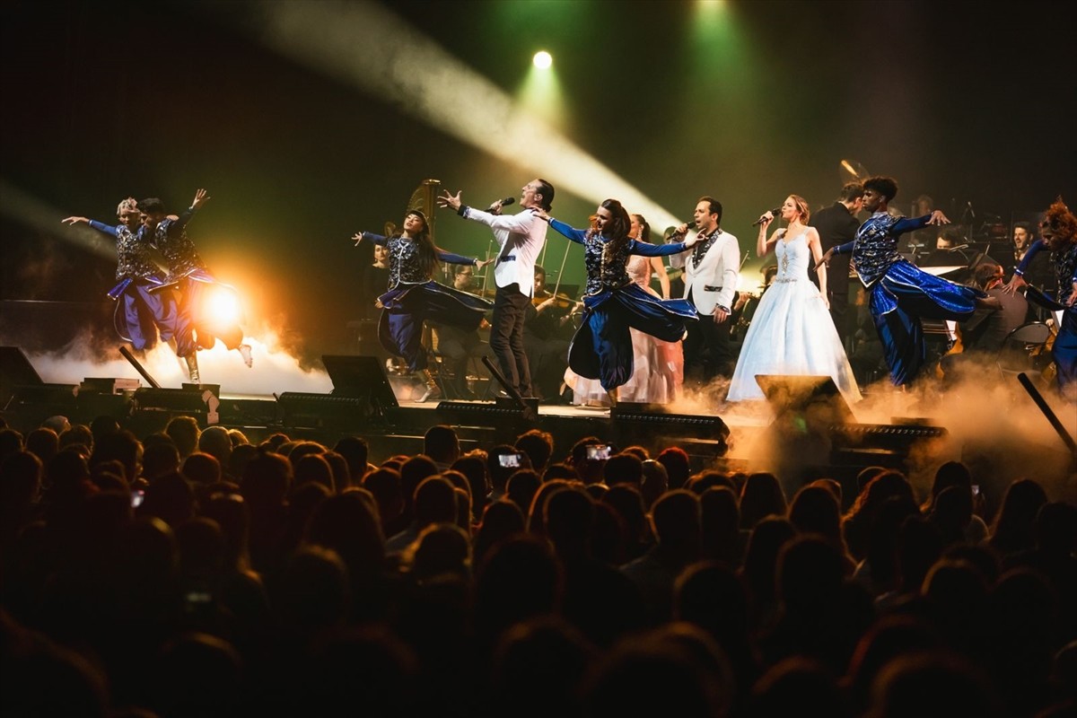 Sinema tarihine damga vuran Disney film müzikleri, "Disney in Concert: Around the World"...