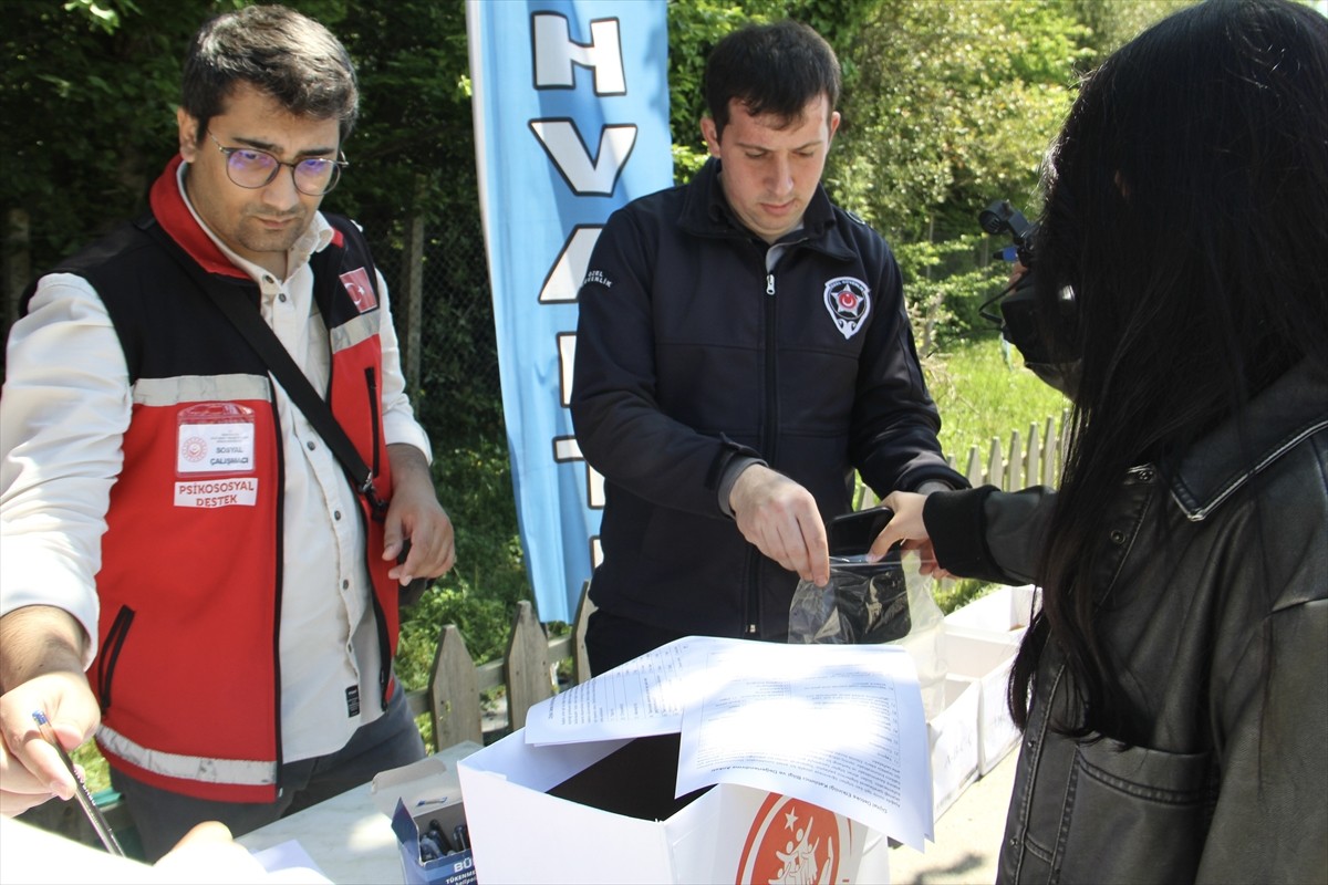 Sinop'ta Aile Haftası kapsamında düzenlenen piknikte, dijital bağımlılığa dikkati çekmek ve güçlü...
