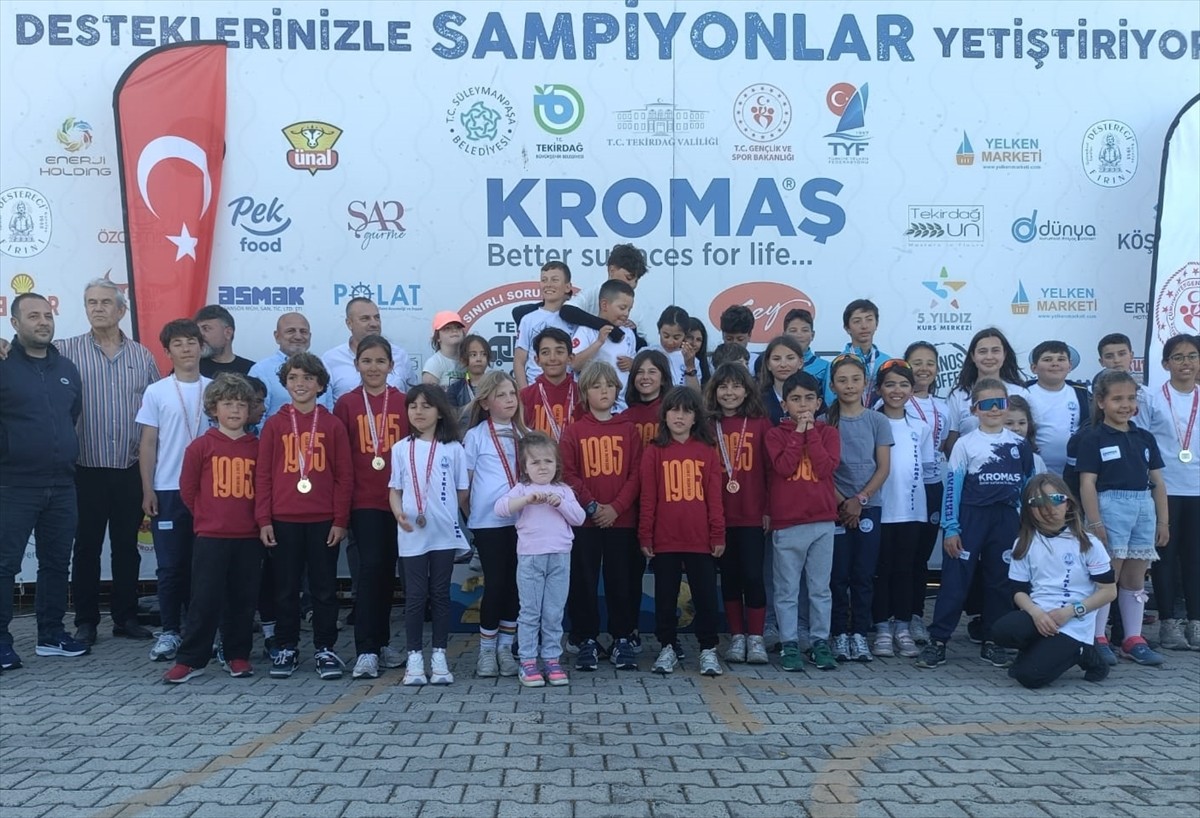 Tekirdağ'da Gençlik ve Spor Bayramı Kupası Yelken Yarışları düzenlendi. Yarışların sonunda...