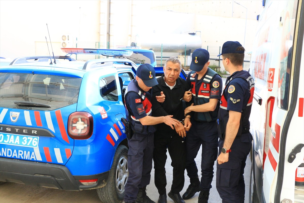 Tokat'ın Erbaa ilçesinde tartıştığı kişiyi silahla öldüren zanlı tutuklandı.  