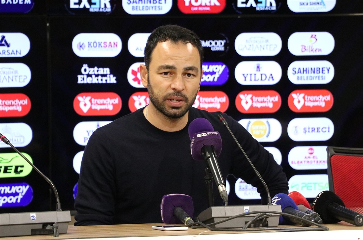 Trendyol Süper Lig'in 35. haftasında konuk ettiği Corendon Alanyaspor'a 1-0 mağlup olan Gaziantep...