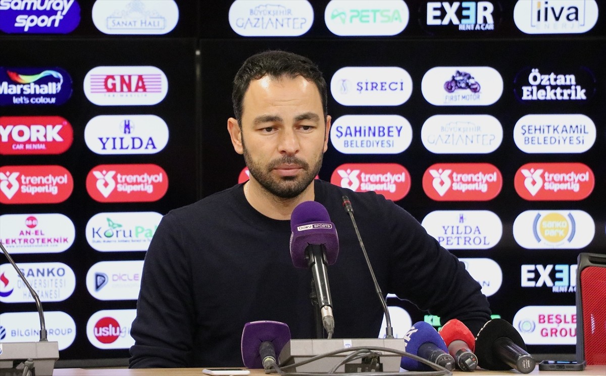 Trendyol Süper Lig'in 35. haftasında konuk ettiği Corendon Alanyaspor'a 1-0 mağlup olan Gaziantep...