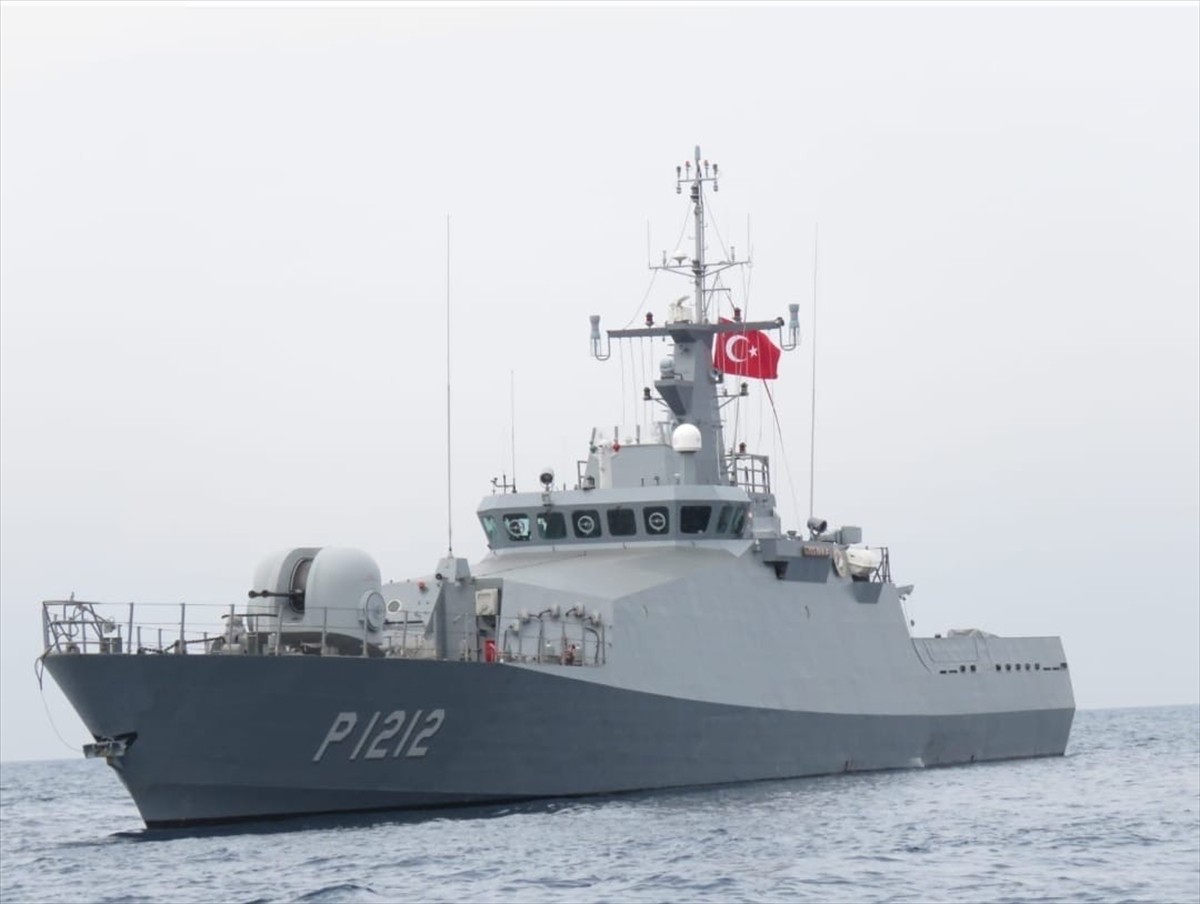 Türk Deniz Kuvvetleri Komutanlığı'na bağlı denizaltı ile karakol gemisi, Kuzey Kıbrıs Türk...