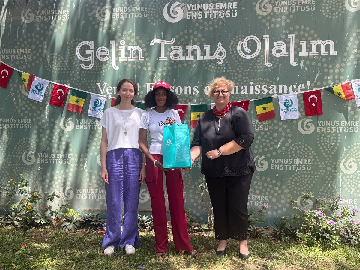 Türkiye'nin Dakar Büyükelçiliği ve Dakar Yunus Emre Enstitüsü (YEE), 19 Mayıs Atatürk'ü Anma...