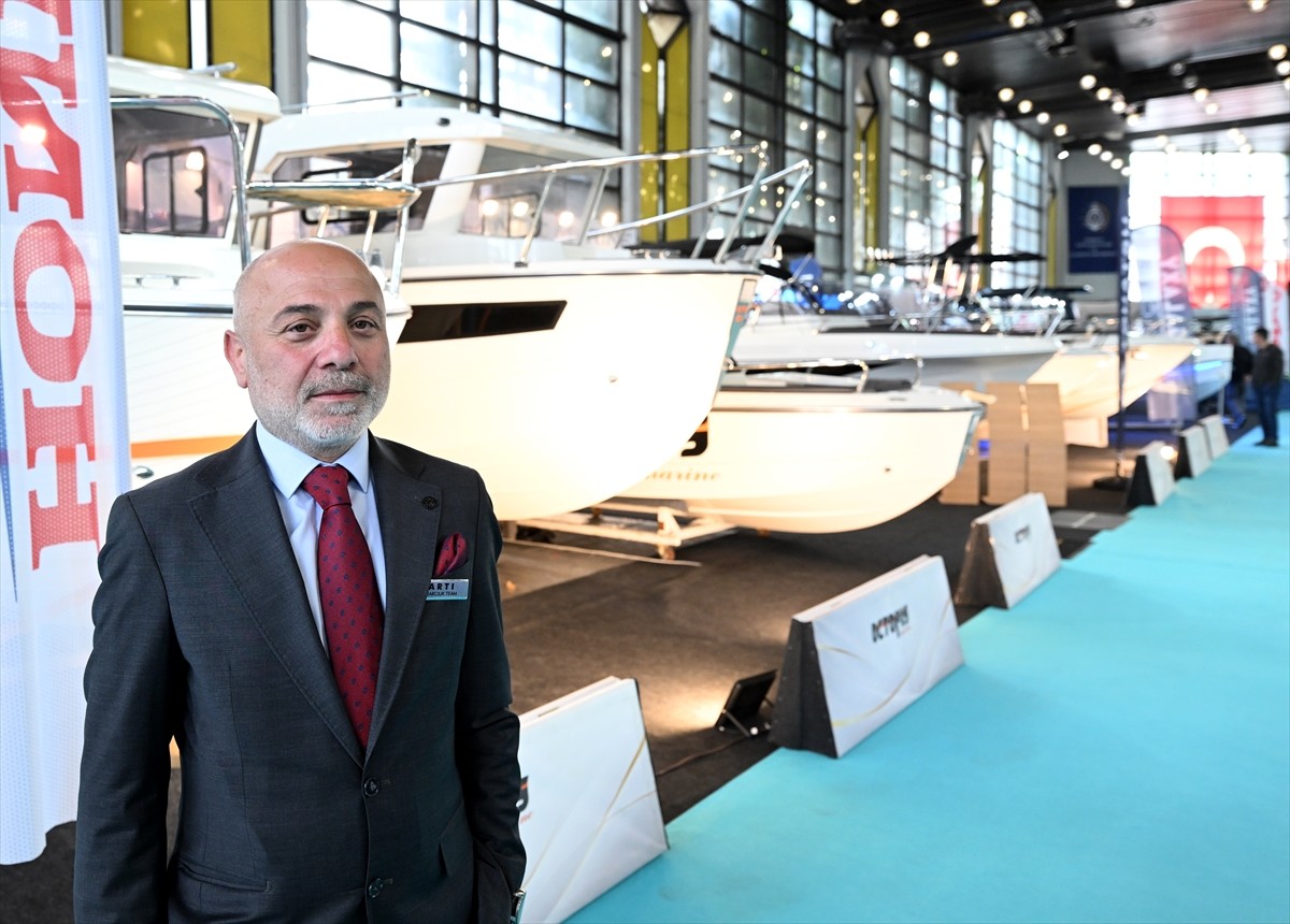 Türkiye'nin gemi, yat ve hizmetleri sektörü ocak-nisan döneminde 457 milyon 392 bin dolarlık...