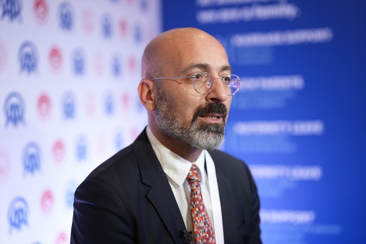 Türkiye Maarif Vakfı Başkanı Mahmut Mustafa Özdil, Aile ve Sosyal Hizmetler Bakanlığı ev...