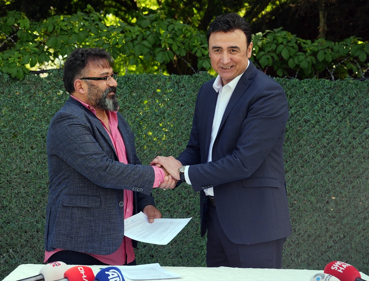 Türkiye Musiki Eseri Sahipleri Meslek Birliği (MESAM) yetkilileri, düğün salonlarında çalınan...