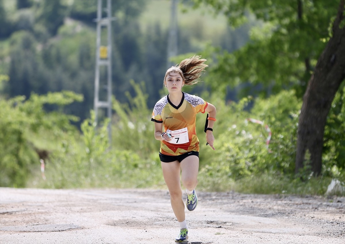 Türkiye Oryantiring Şampiyonası 2'nci Milli Takım Seçmeleri, Bursa'nın Keles ilçesinde devam...