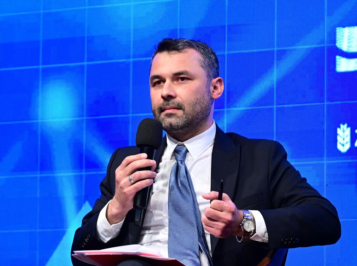 Türkiye Varlık Fonu Genel Müdür Yardımcısı Mahmut Kayacık, Boğaziçi Üniversitesinin ev...