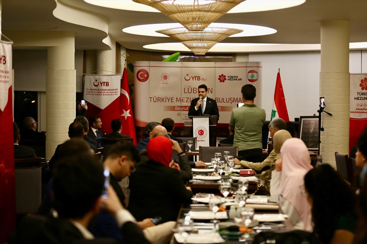 Yurtdışı Türkler ve Akraba Topluluklar Başkanı (YTB) Abdullah Eren, Lübnan’ın başkenti Beyrut’ta...