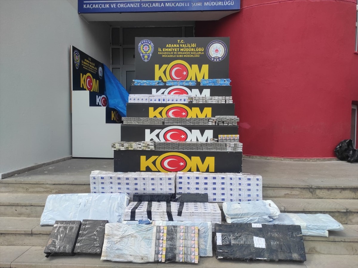 Adana'da gümrük kaçağı 9 bin 750 paket sigara ve 3 milyon 25 bin tütün doldurulmuş makaron...