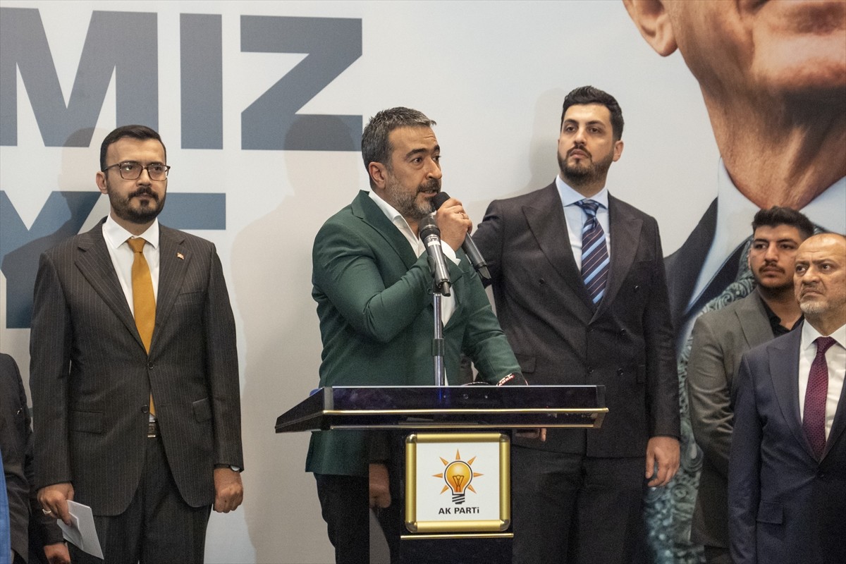 AK Parti Ankara İl Başkanlığınca, AK Parti Genel Merkezi'nde "Geleneksel Bayramlaşma Programı"...