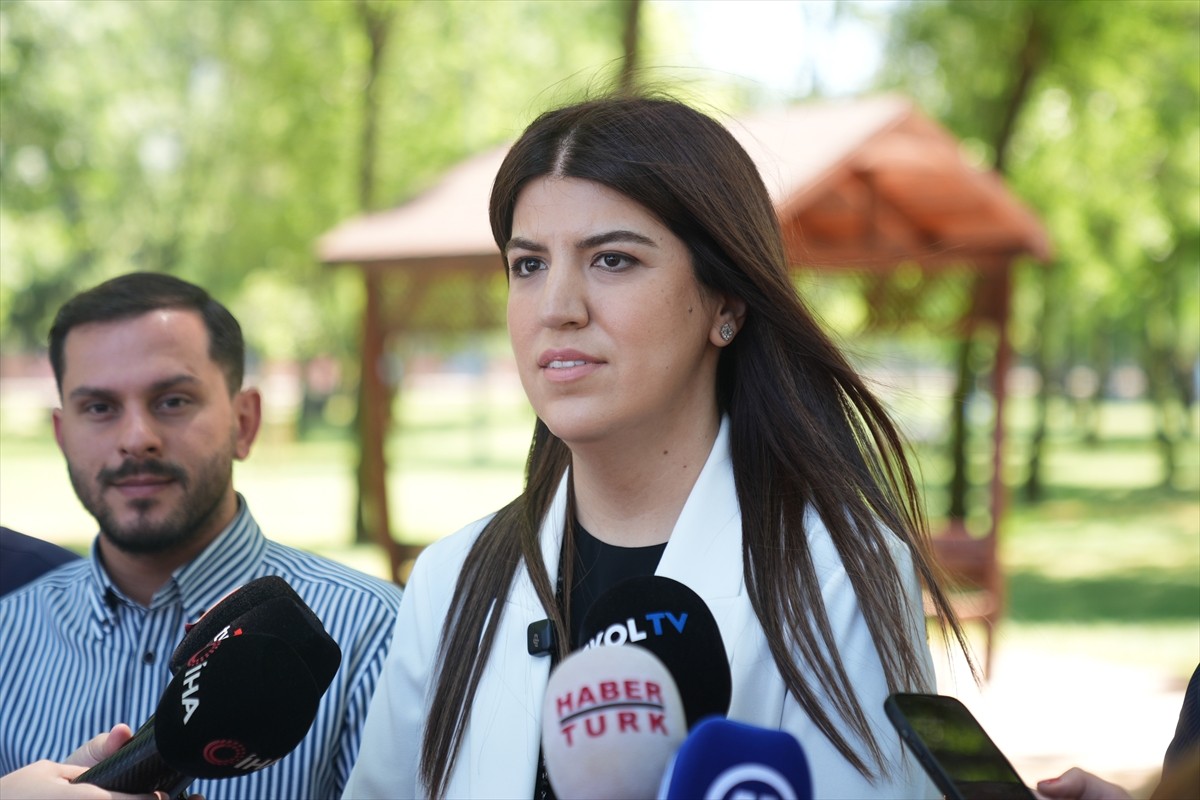 AK Parti İstanbul Milletvekili Derya Ayaydın, Kurban Bayramı arifesinde Kağıthane Hasbahçe Mesire...