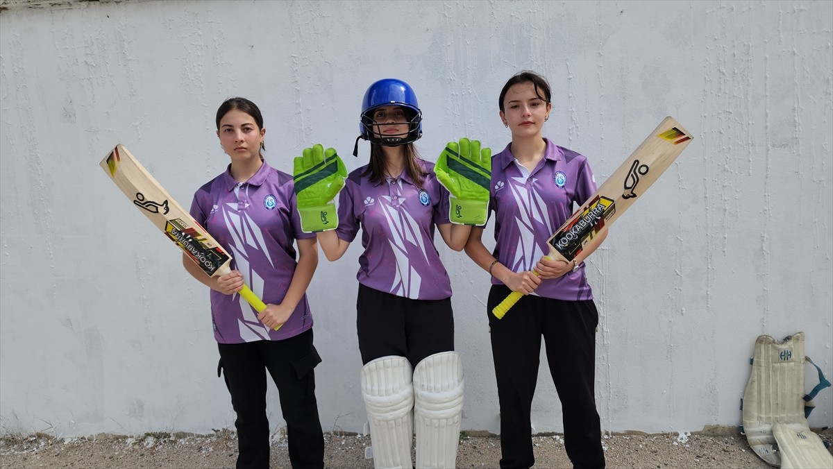 Amasya Suluova Şehit Metehan Atmaca Anadolu Lisesi Kız Kriket Takımı, 3 yıl önce başladıkları...