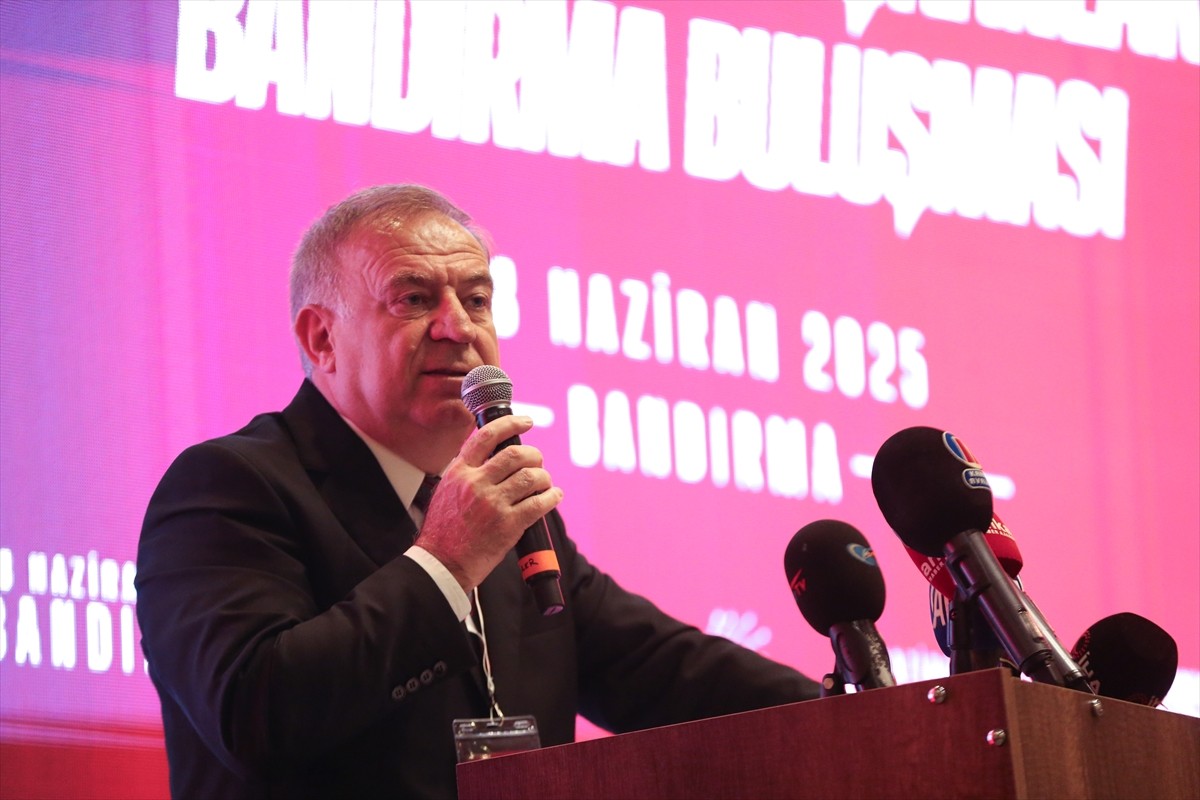 Balıkesir'de, CHP'li belediye başkanları, "Nüfusu 100 Bin Üstü İlçe Belediye Başkanları...