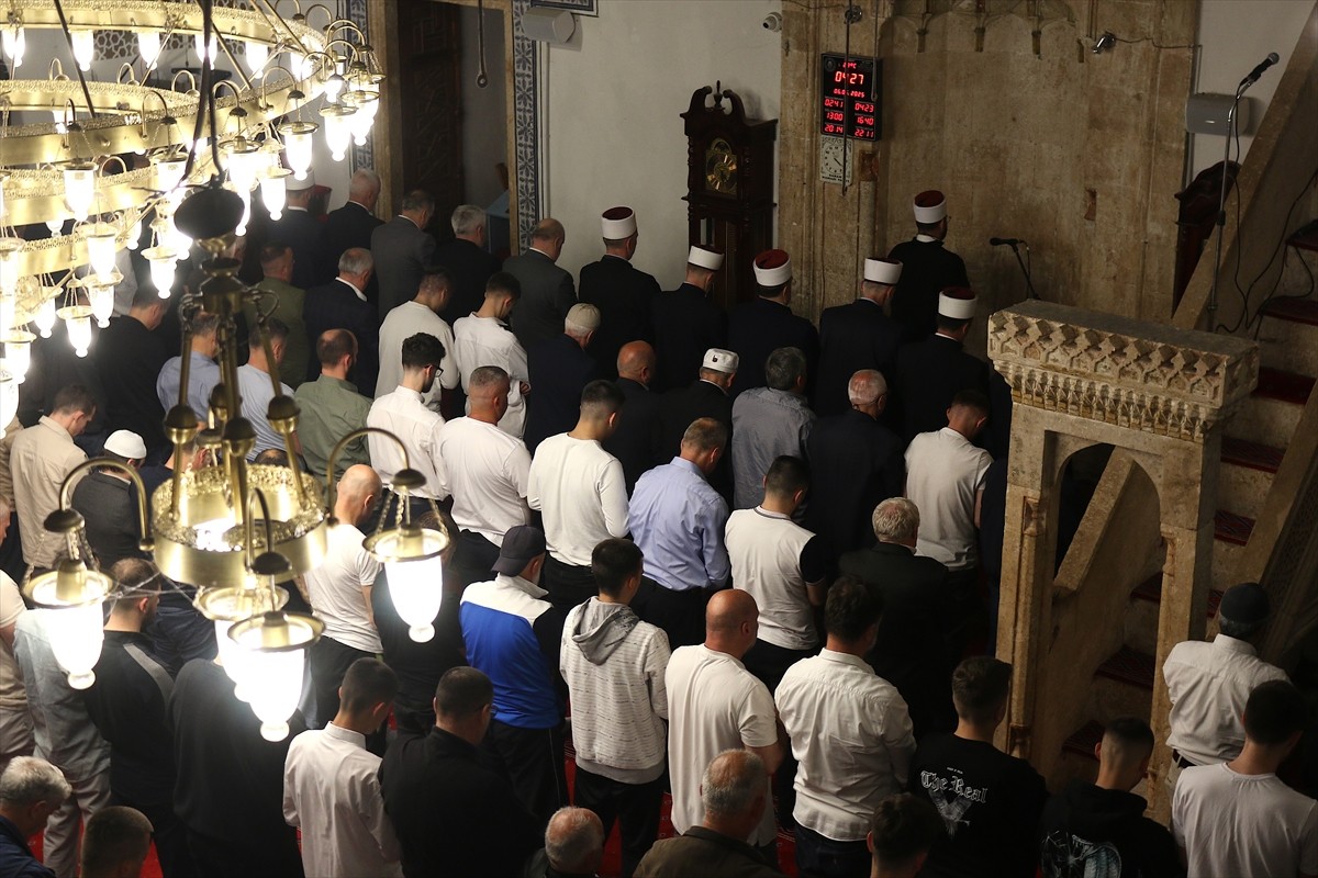 Balkan ülkeleri Kosova, Kuzey Makedonya, Arnavutluk, Bosna Hersek, Sırbistan, Karadağ ve...