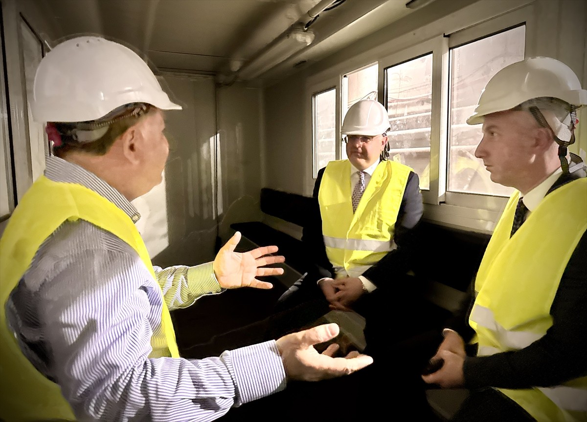 Bulgaristan'ın başkenti Sofya'da metro genişletme çalışmaları kapsamında yaklaşık 6 kilometrelik...